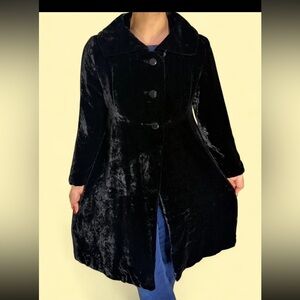 Vintage Union Made Elegant Black Velvet Women's Coat